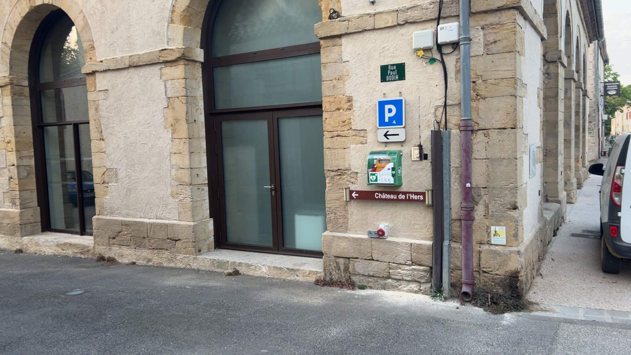 Deux défibrillateurs installés dans la commune